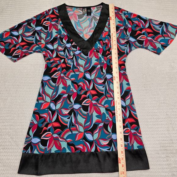 Women's Bisou Bisou Short Dress/ Long Shirt Size Small Beautiful design Silky - Picture 4 of 7